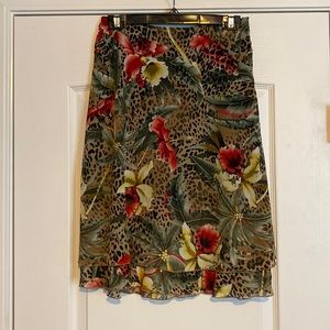 Women’s panel front layered and lined skirt.